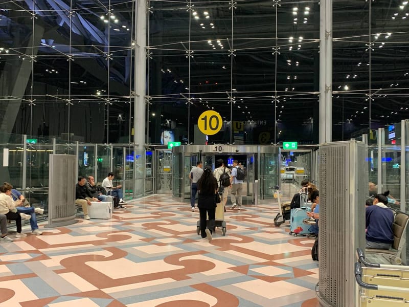 Suvarnabhumi Level 4 Gate 10 drop-off point for VAT refund customers